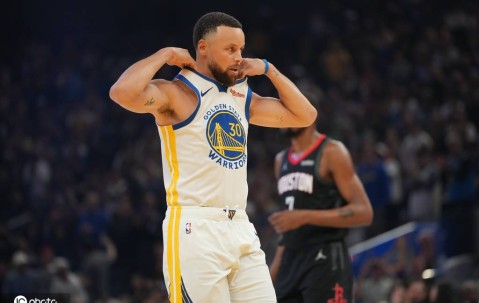太强了！库里复出统治决胜时刻 勇士季后赛又有盼头了？