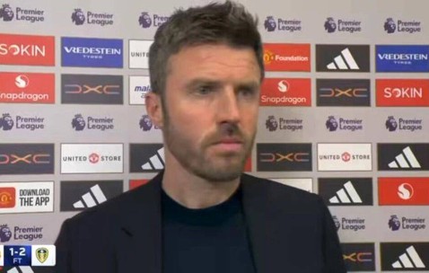 卡里克首闻曼联球迷嘘声！未来三轮重陷严峻形势，残阵直面三劲敌