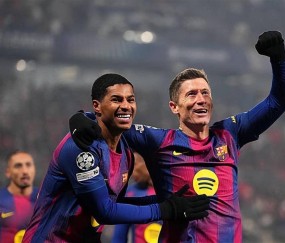 西甲两大焦点战！巴萨闯魔鬼客场，皇马残阵出击，复仇与抢分全看本轮！