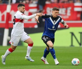 随着25岁拜仁旧将破门+比分4-0，斯图加特碾压汉堡，稳居德甲第三